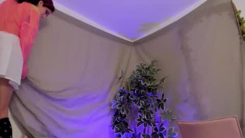   online show from October 2025 11:48:02 PM