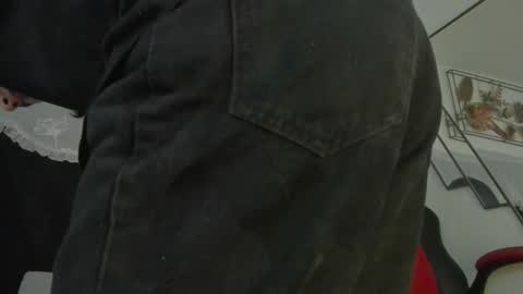   online show from November 2025 11:48:01 PM