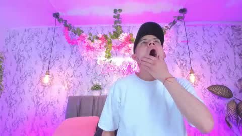 bonny_and_carrot online show from February 2026 07:07:01 PM