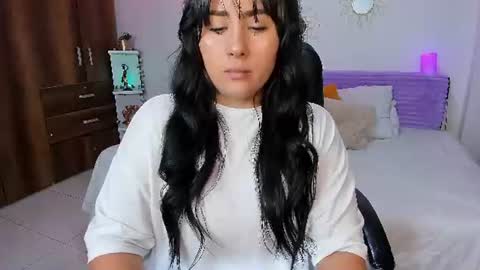 Snapshot of bonny_greylm chatting on June 2026 02:23:02 AM sofia online show from June 2026 02:23:02 AM