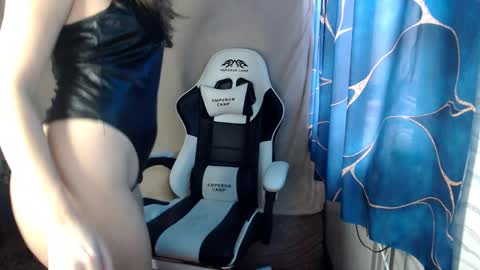 Snapshot of bonny_klyde95 chatting on December 2024 11:23:02 AM bonny_klyde95 online show from December 2024 11:23:02 AM