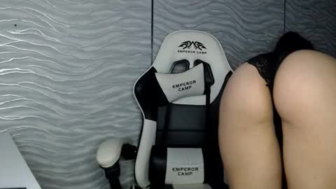 Snapshot of bonny_klyde95 chatting on October 2025 11:54:01 AM bonny_klyde95 online show from October 2025 11:54:01 AM