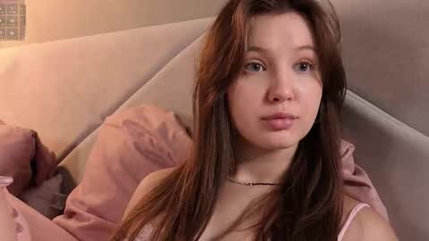 Snapshot of bonnyflower chatting on September 2025 03:12:02 PM Eva online show from September 2025 03:12:02 PM