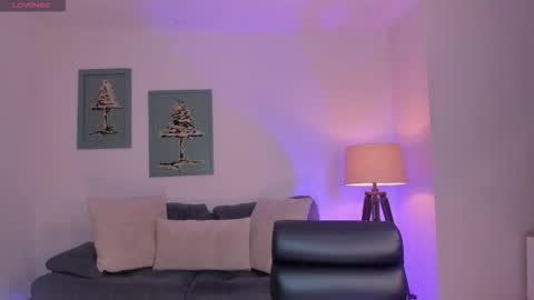 Bonny online show from September 2025 07:37:02 PM