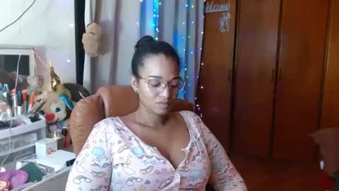 Queen Bon Vivantt online show from February 2025 04:29:01 AM