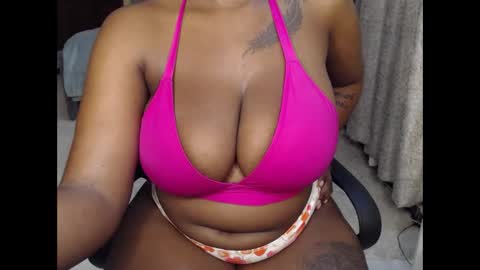 Snapshot of booby_candy chatting on May 2026 02:28:01 AM booby_candy online show from May 2026 02:28:01 AM