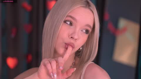 Alina online show from February 2026 08:11:02 AM