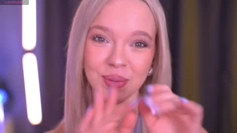 Alina online show from April 2026 07:47:01 AM