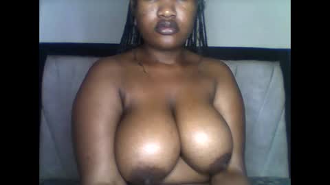 Snapshot of boobylicious012 chatting on May 2026 07:37:01 AM boobylicious012 online show from May 2026 07:37:01 AM