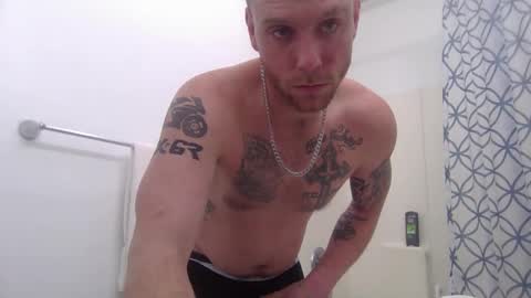 Snapshot of boogieflexxx chatting on January 2025 03:34:01 AM boogieflexxx online show from January 2025 03:34:01 AM