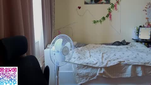 Snapshot of booozekirs_ chatting on May 2026 03:01:01 AM Milena online show from May 2026 03:01:01 AM