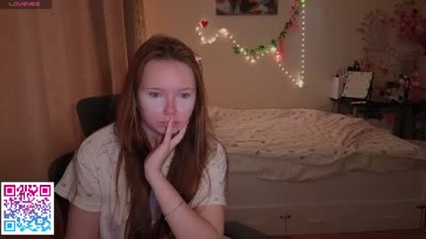 Snapshot of booozekirs_ chatting on June 2026 03:04:02 AM Milena online show from June 2026 03:04:02 AM