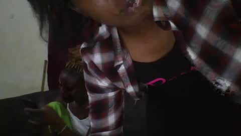 bootie_caramel online show from March 2025 10:00:02 AM