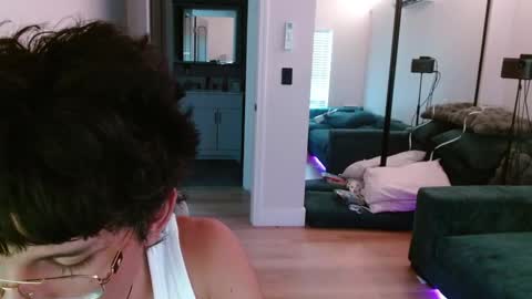 Snapshot of bootybros chatting on March 2026 01:22:01 AM bootybros online show from March 2026 01:22:01 AM