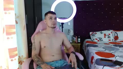 booyhott_ online show from October 2025 07:58:02 PM