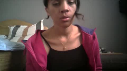 boozyArt online show from September 2025 06:17:01 AM