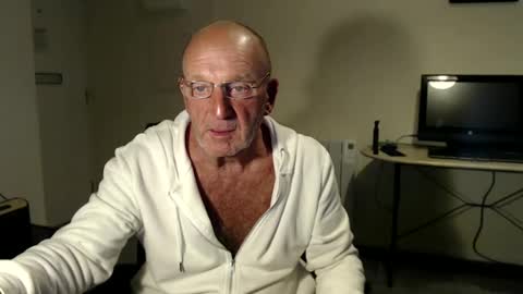 Snapshot of boppy21 chatting on March 2025 10:16:02 PM Boppy21 online show from March 2025 10:16:02 PM