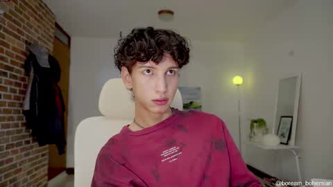 Bream online show from November 2025 12:09:02 PM