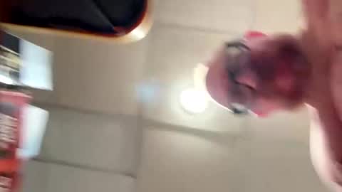 bornoferos1975 online show from November 2025 12:49:01 AM