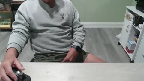 Snapshot of borntobebad2 chatting on April 2026 06:35:01 PM borntobebad2 online show from April 2026 06:35:01 PM