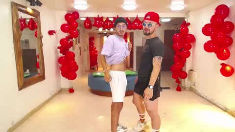 THOMAS AND DAMIAND online show from February 2025 08:40:01 AM