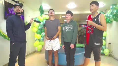 THOMAS AND DAMIAND online show from March 2025 05:11:01 AM