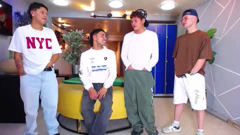 THOMAS AND DAMIAND online show from October 2025 04:13:01 AM