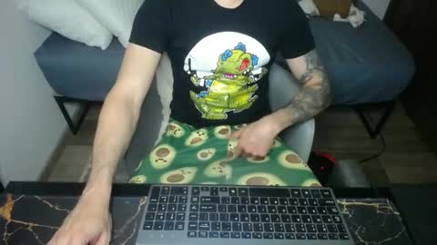 bossking019 online show from December 2024 03:47:02 AM