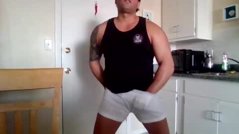 Snapshot of bosslife505050 chatting on January 2025 06:14:01 PM The Italian Boss  online show from January 2025 06:14:01 PM