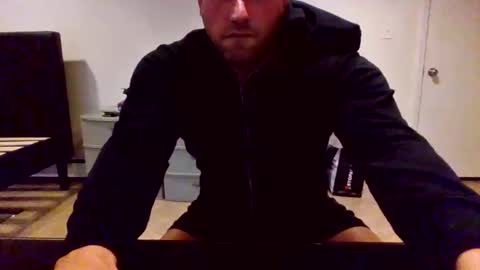 The Italian Boss  online show from November 2025 03:17:01 AM