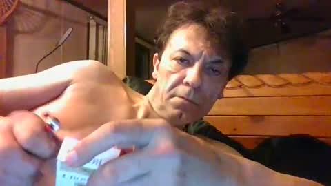 Snapshot of bottomcdforoldersc chatting on November 2025 05:51:02 AM James online show from November 2025 05:51:02 AM