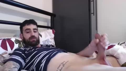 Snapshot of bounceonclouds chatting on December 2025 02:01:02 PM bounceonclouds online show from December 2025 02:01:02 PM