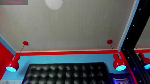 bouncing_bunnyxxx69 online show from October 2025 05:54:02 AM