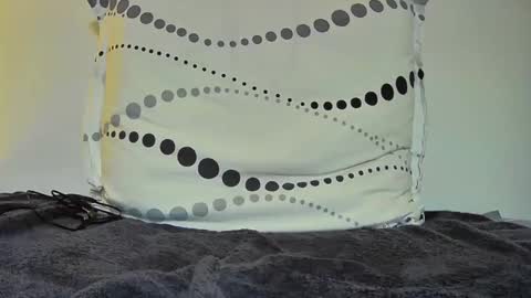 boy3911 online show from December 2024 06:27:02 PM