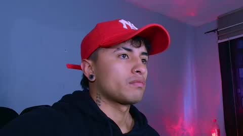 boy_nauthy online show from November 2025 06:35:01 PM