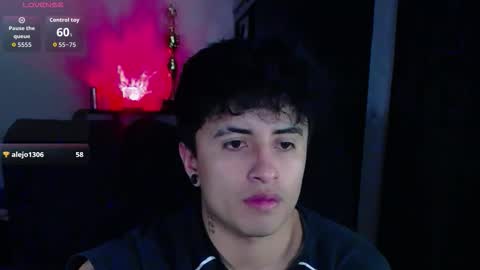 boy_nauthy online show from December 2025 07:35:01 AM