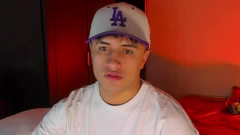 boy_nauthy online show from April 2026 10:44:02 PM