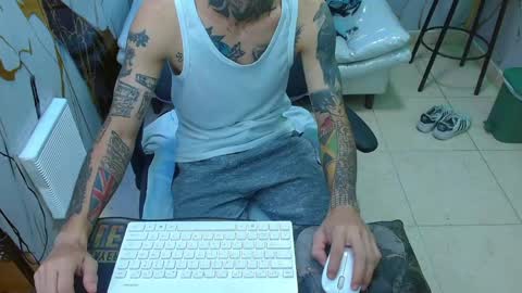 Snapshot of boy_tatto777 chatting on May 2026 01:05:02 PM boy_tatto777 online show from May 2026 01:05:02 PM