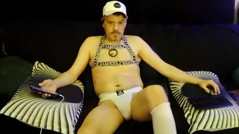 Slutty Stud online show from October 2025 06:47:01 AM