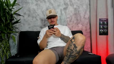 boyc02_ online show from December 2025 10:33:01 AM