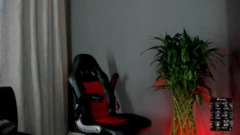 Snapshot of boyc02_ chatting on May 2026 03:57:02 AM boyc02_ online show from May 2026 03:57:02 AM
