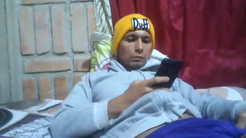 Snapshot of boycumlatino21 chatting on January 2025 03:03:02 AM Boy online show from January 2025 03:03:02 AM