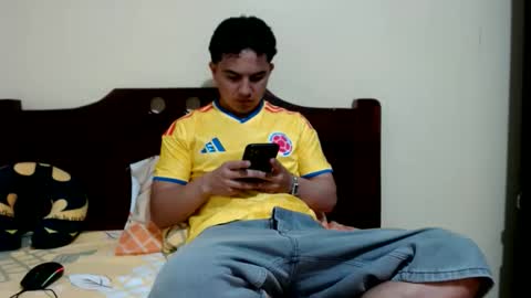 Snapshot of boyfit2023 chatting on June 2026 10:24:02 PM boyfit2023 online show from June 2026 10:24:02 PM