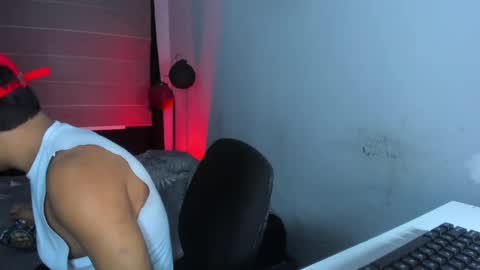 Snapshot of boylatin_777 chatting on December 2024 06:30:02 AM miguel online show from December 2024 06:30:02 AM