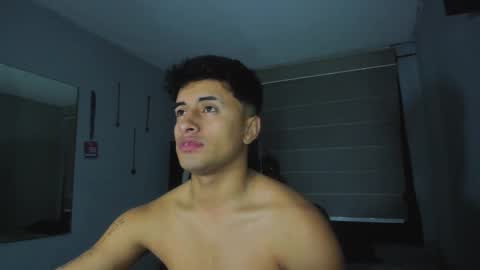 Snapshot of boylatin_777 chatting on January 2025 10:40:01 PM miguel online show from January 2025 10:40:01 PM