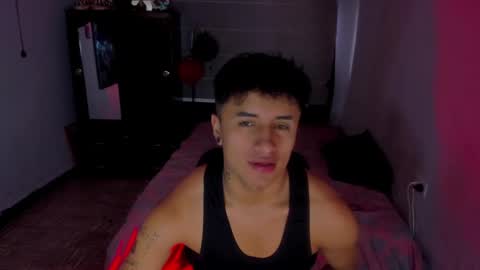 Snapshot of boylatin_777 chatting on January 2025 08:13:02 PM miguel online show from January 2025 08:13:02 PM