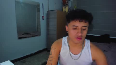 Snapshot of boylatin_777 chatting on January 2025 03:06:02 AM miguel online show from January 2025 03:06:02 AM