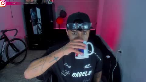 Snapshot of boylatin_777 chatting on January 2025 03:09:02 AM miguel online show from January 2025 03:09:02 AM