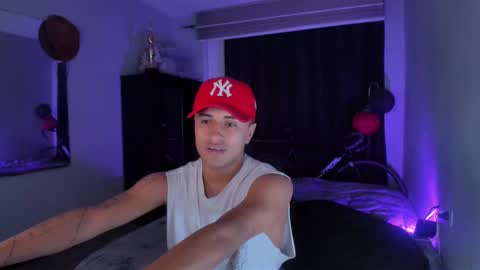 Snapshot of boylatin_777 chatting on February 2025 02:31:01 AM miguel online show from February 2025 02:31:01 AM