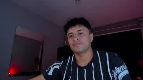 Snapshot of boylatin_777 chatting on March 2025 06:32:01 AM miguel online show from March 2025 06:32:01 AM